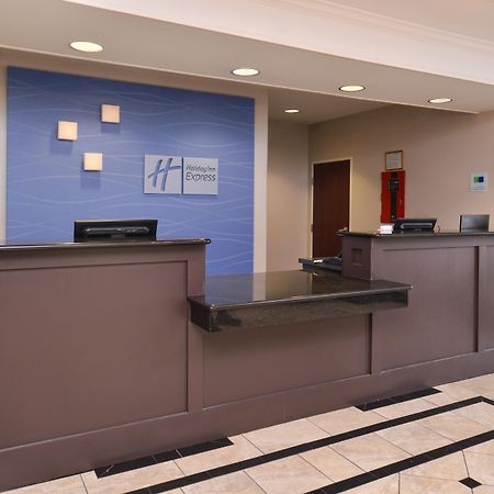 Holiday Inn Express & Suites San Antonio South Eksteriør bilde
