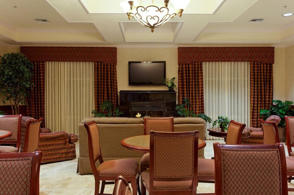 Holiday Inn Express & Suites San Antonio South Eksteriør bilde