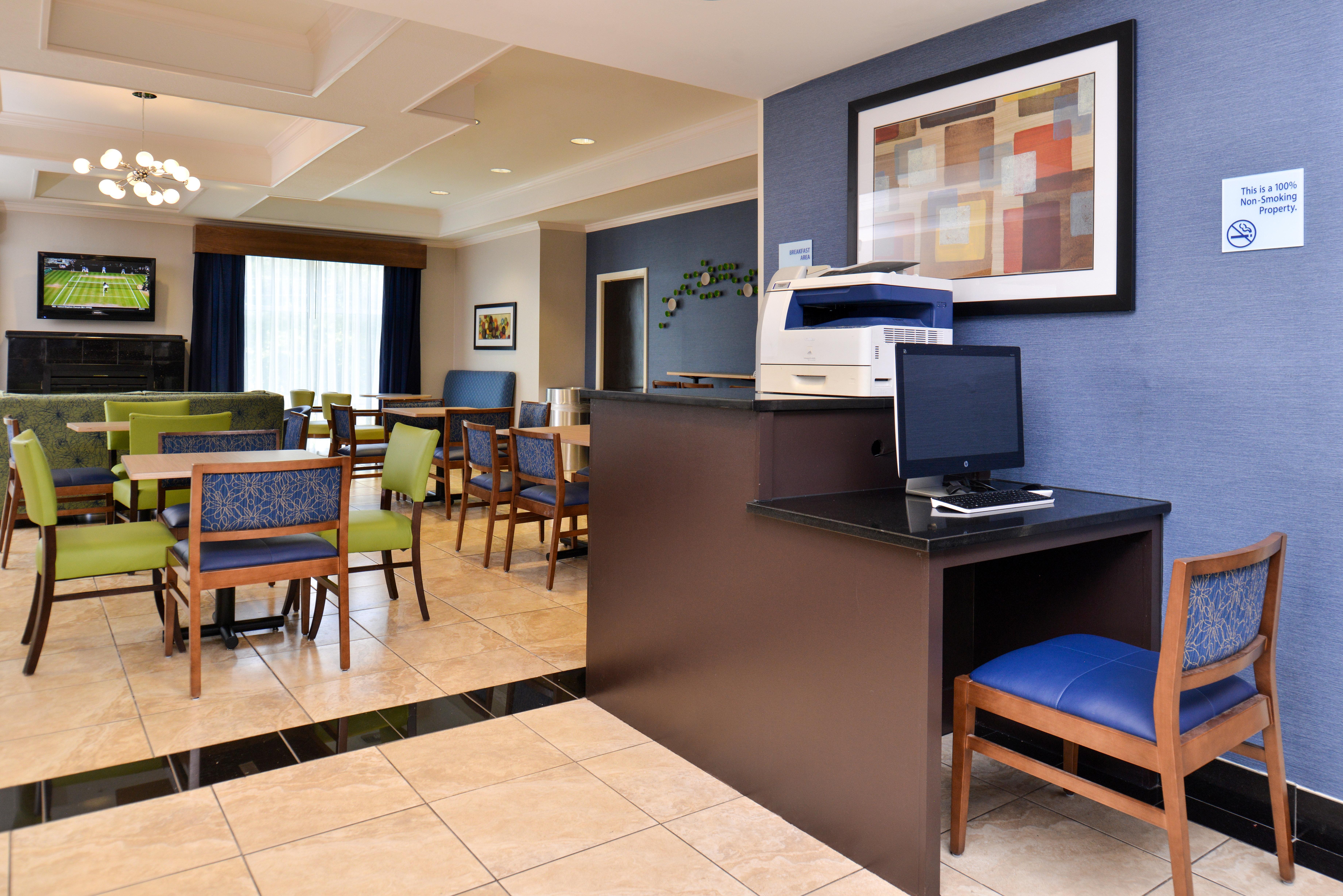 Holiday Inn Express & Suites San Antonio South Eksteriør bilde